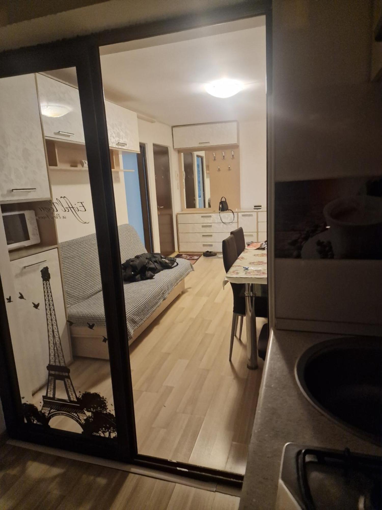 2 Bedrooms Apartment. Galaţi Extérieur photo